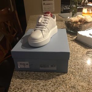 Woman Prada sneakers